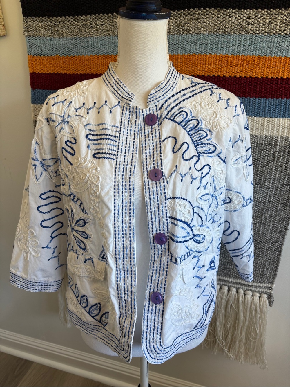 Norm Thompson White Jacket with Blue Embroidery
